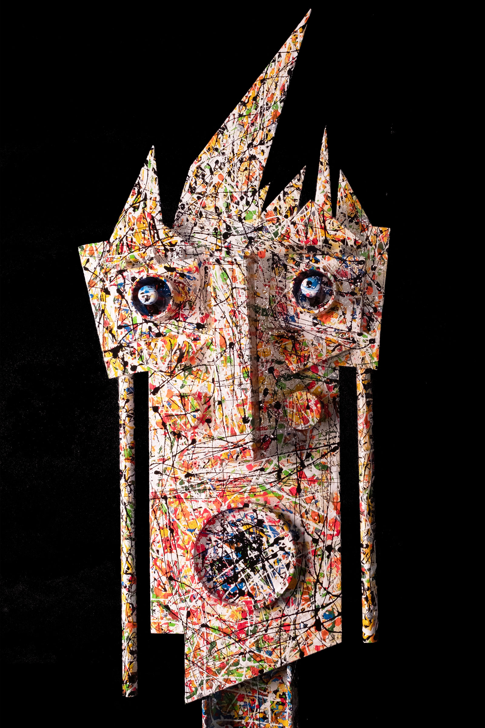 Maschera, 2018, particolare, ferro di scarto saldato, smalto e dripping,140 x 40 cm